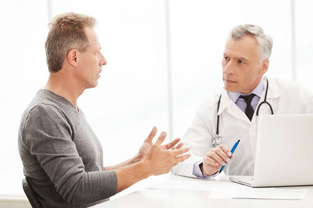 consultare un medico per i sintomi della prostatite